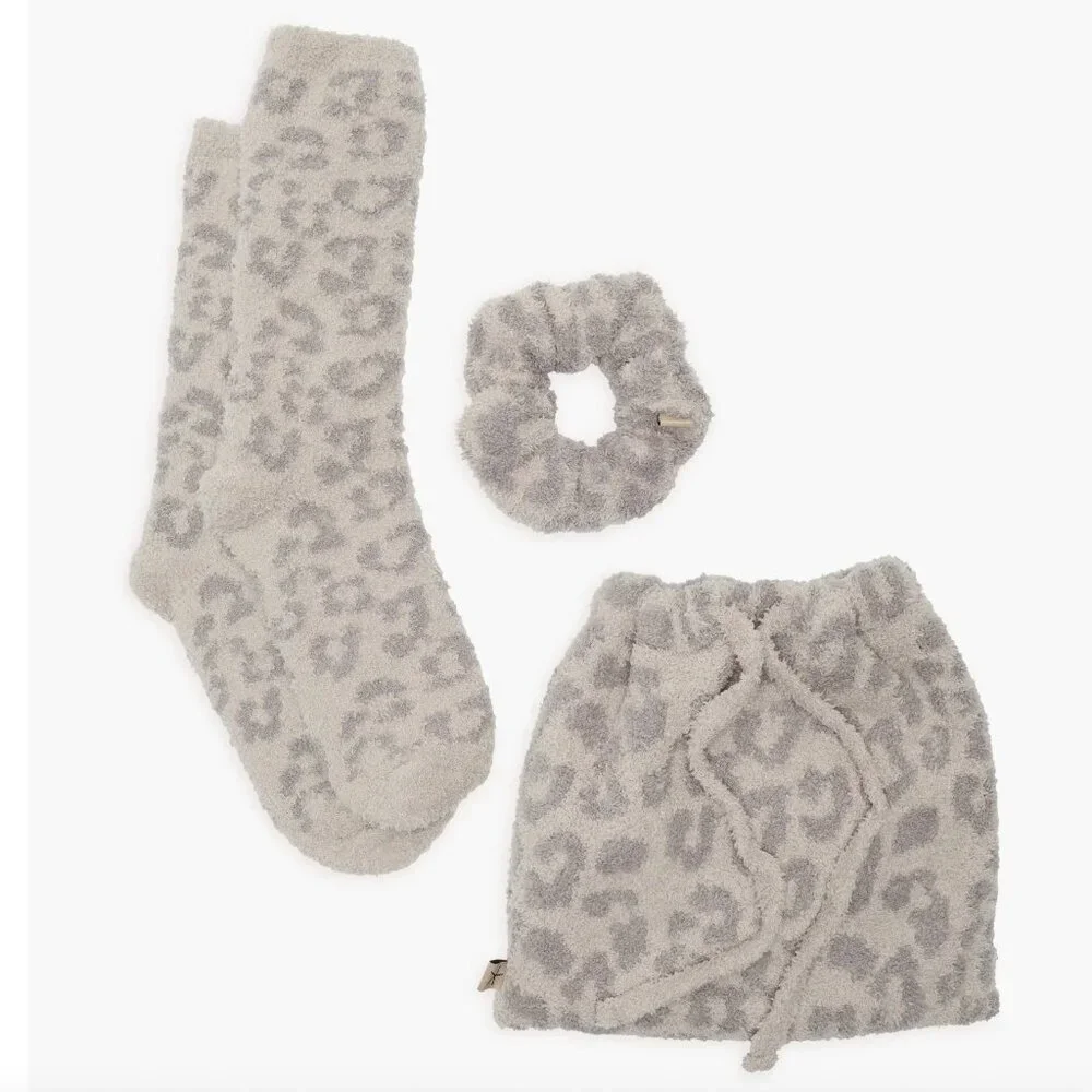 🐆 NWT CozyChic® Leopard Print Scrunchie & Socks Gift Set | Linen/Warm Gray